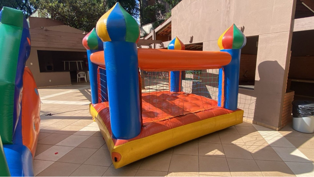 Castelo Inflável Grande para Festas e Eventos